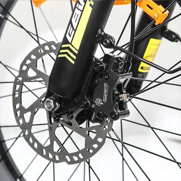 Codice modello EMOKO C99 inciso sul telaio della bici elettrica