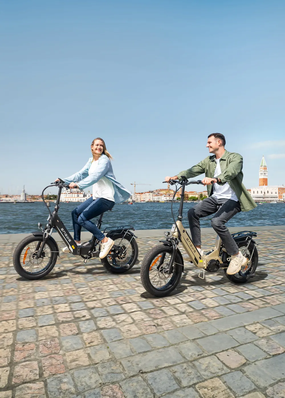 ENGWE L20 3.0 Pro bici elettrica pieghevole nera con motore centrale 250W