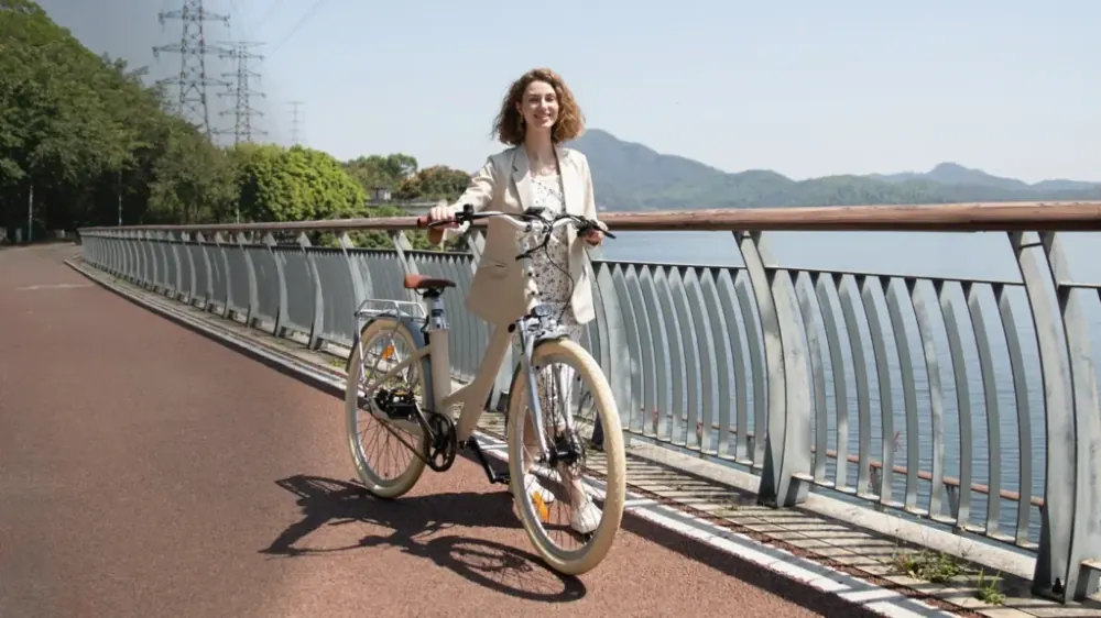 ADO Air 28 Pro Bici Elettrica da Città image 5